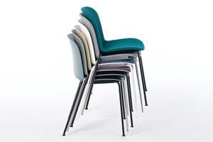 Gestapelt sehr platzsparend